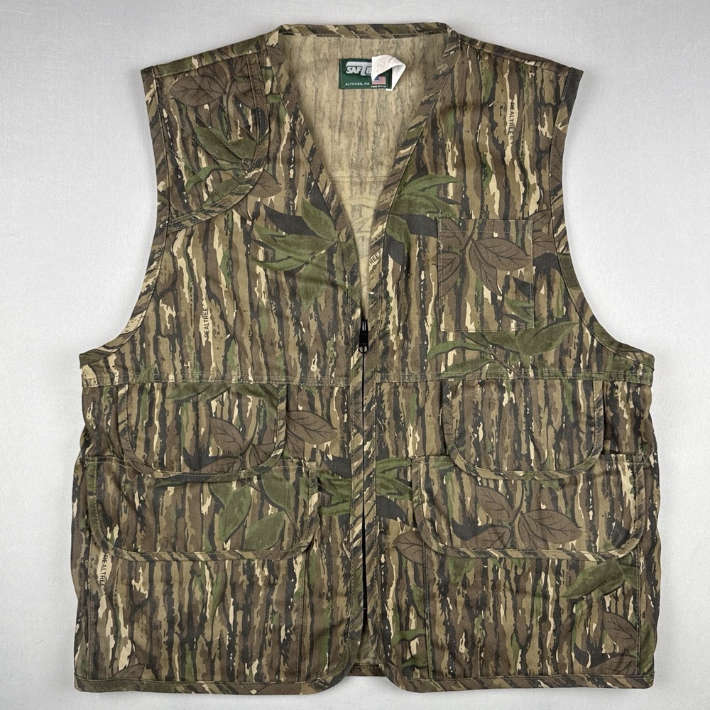Vintage SafTBak Realtree Camo Hunting Vest USA Size L Game Bag